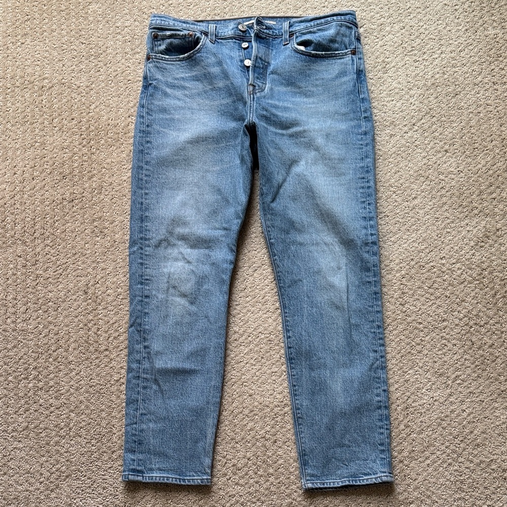 Levi's Premium 99% Cotton Wedgie Blue Jeans w Button & Fly Tapered Leg | Size 30